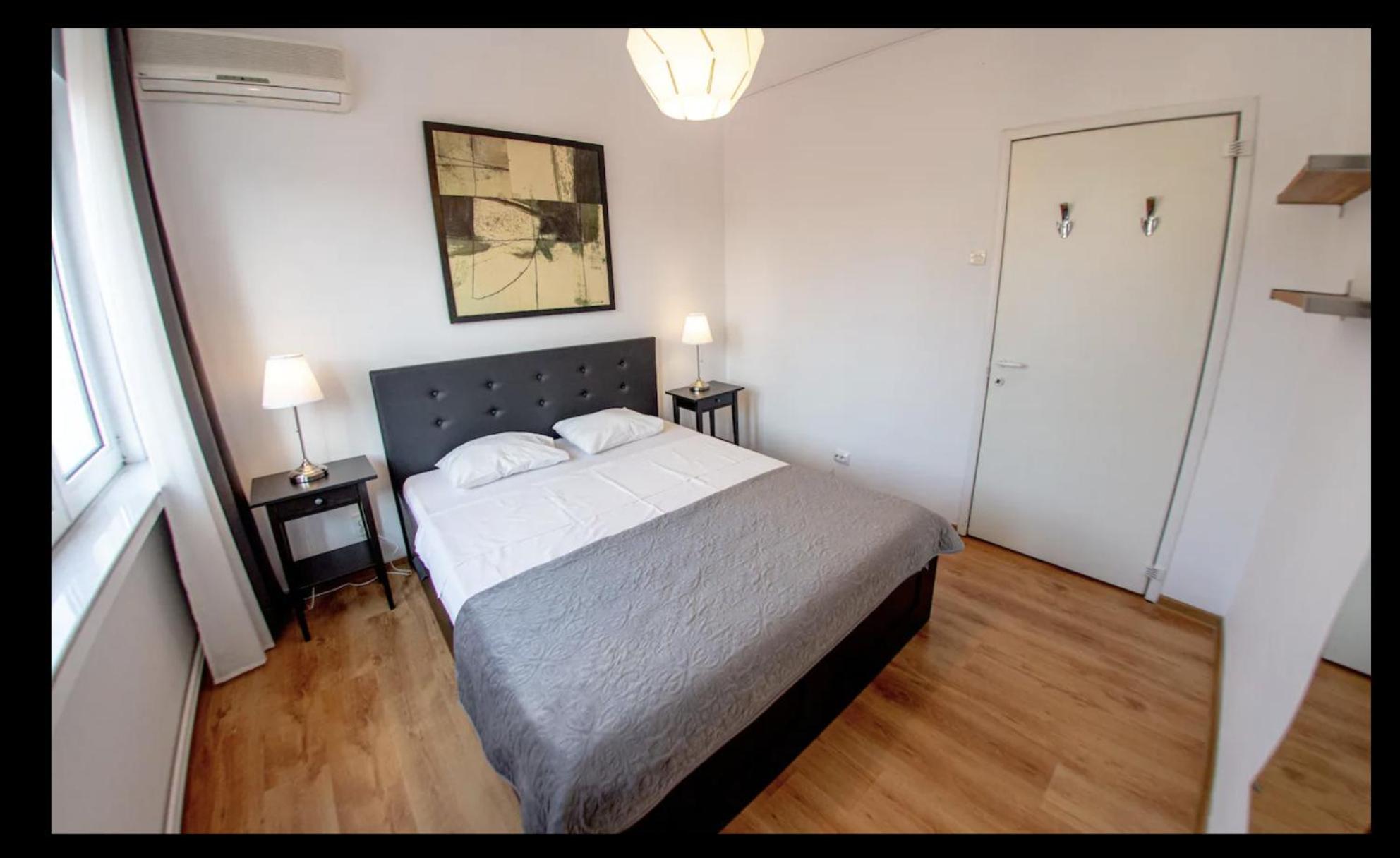 Roof Top Apartments บูคาเรสต์ ภายนอก รูปภาพ